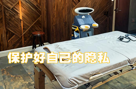 体乳发现自己被拍后下秒反应亮了！pg电子模拟器试玩美女正在涂身