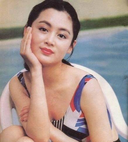 少女时尚照太惊艳难怪能征服陈凯歌pg模拟器51岁陈红身材时尚犹如(图3)